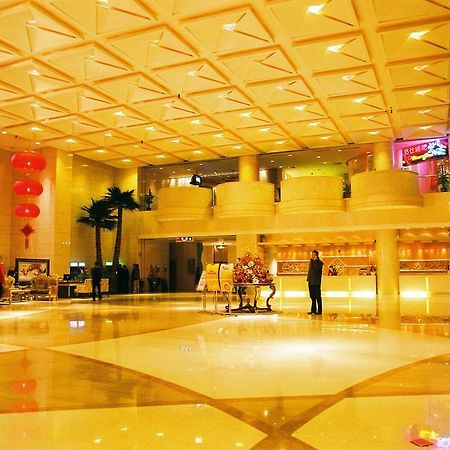 טאי יואן Longcheng International Hotel מראה חיצוני תמונה