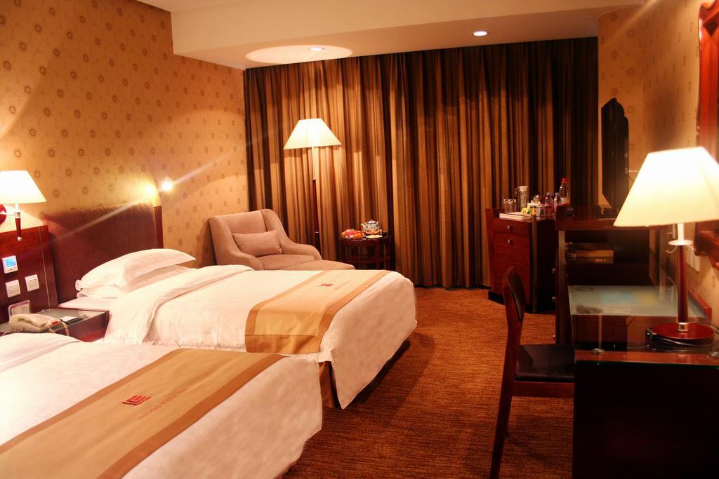 טאי יואן Longcheng International Hotel מראה חיצוני תמונה
