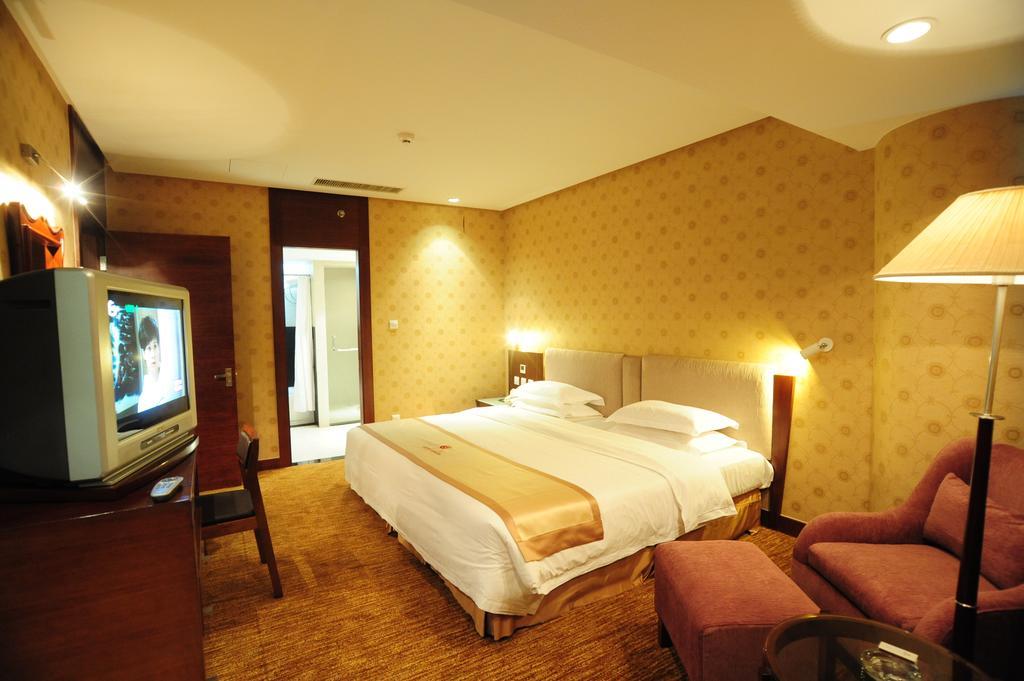 טאי יואן Longcheng International Hotel חדר תמונה