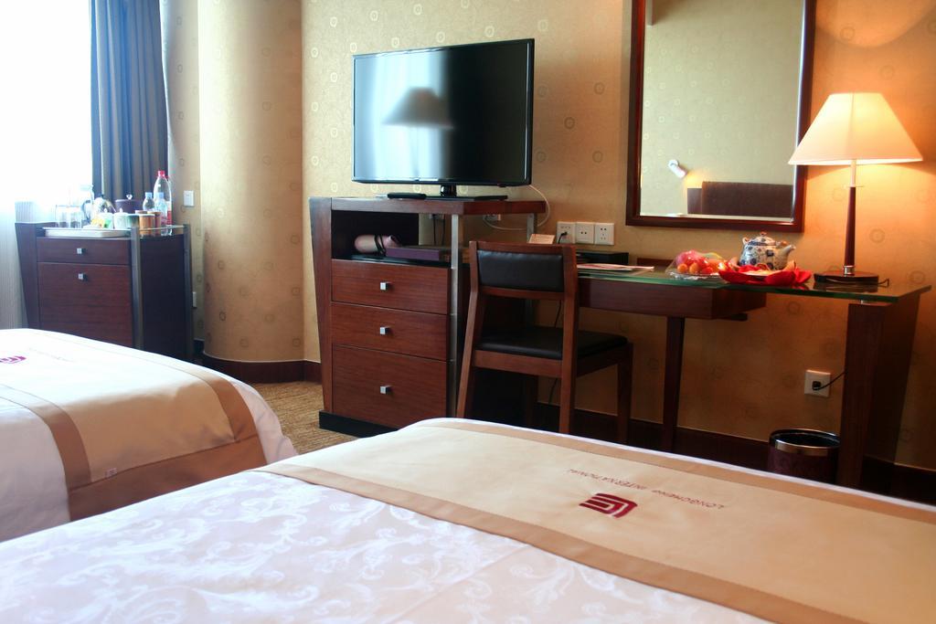 טאי יואן Longcheng International Hotel מראה חיצוני תמונה